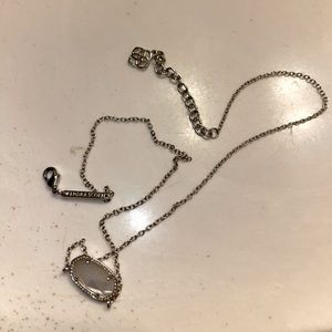 Kendra Scott necklace